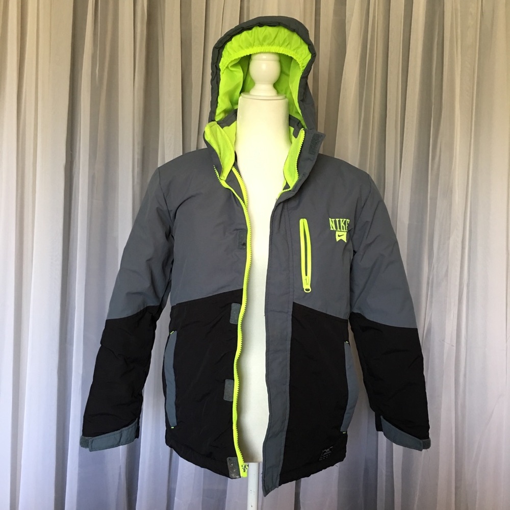 Nike Boys Hooded Insulated Winter Coat Jacket Sz M